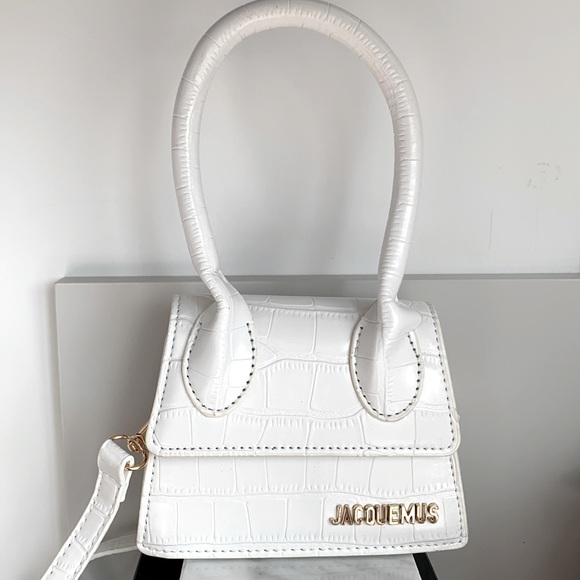 Handbags - White Jaquemus mini crossbody purse in Aligator embossed leather